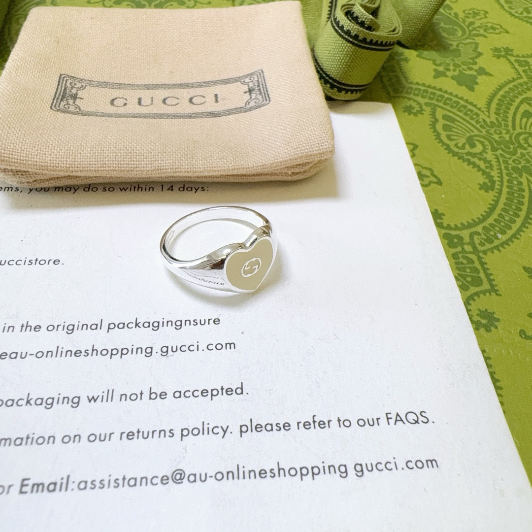 GUCCI Heart Ring