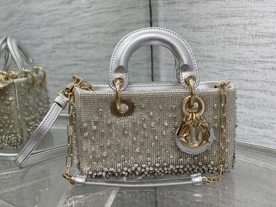 Dior Lady Limited Edition Beaded Horizontal Edition Princess Diana Bag