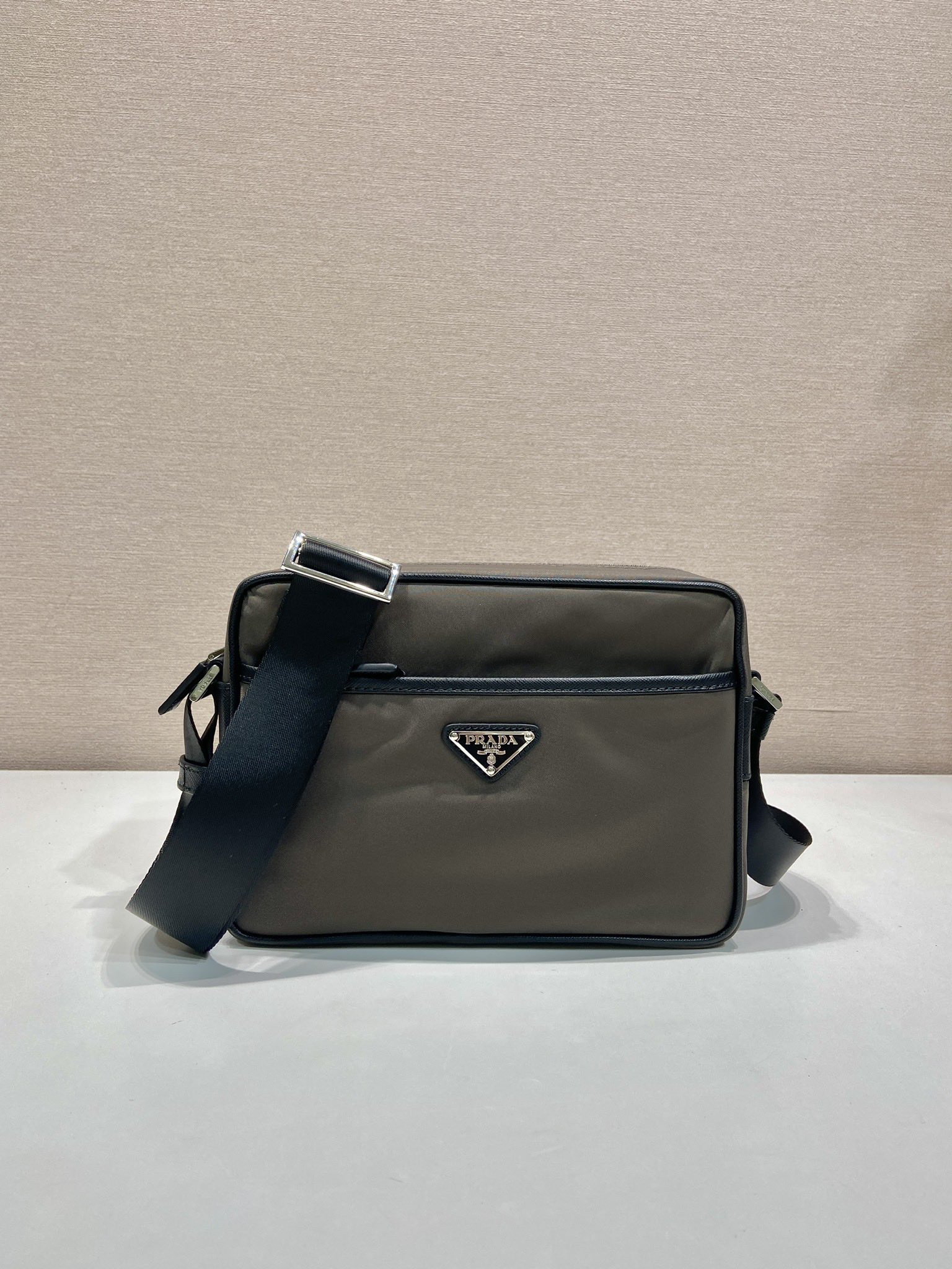 Prada Messenger Bag 2VH048