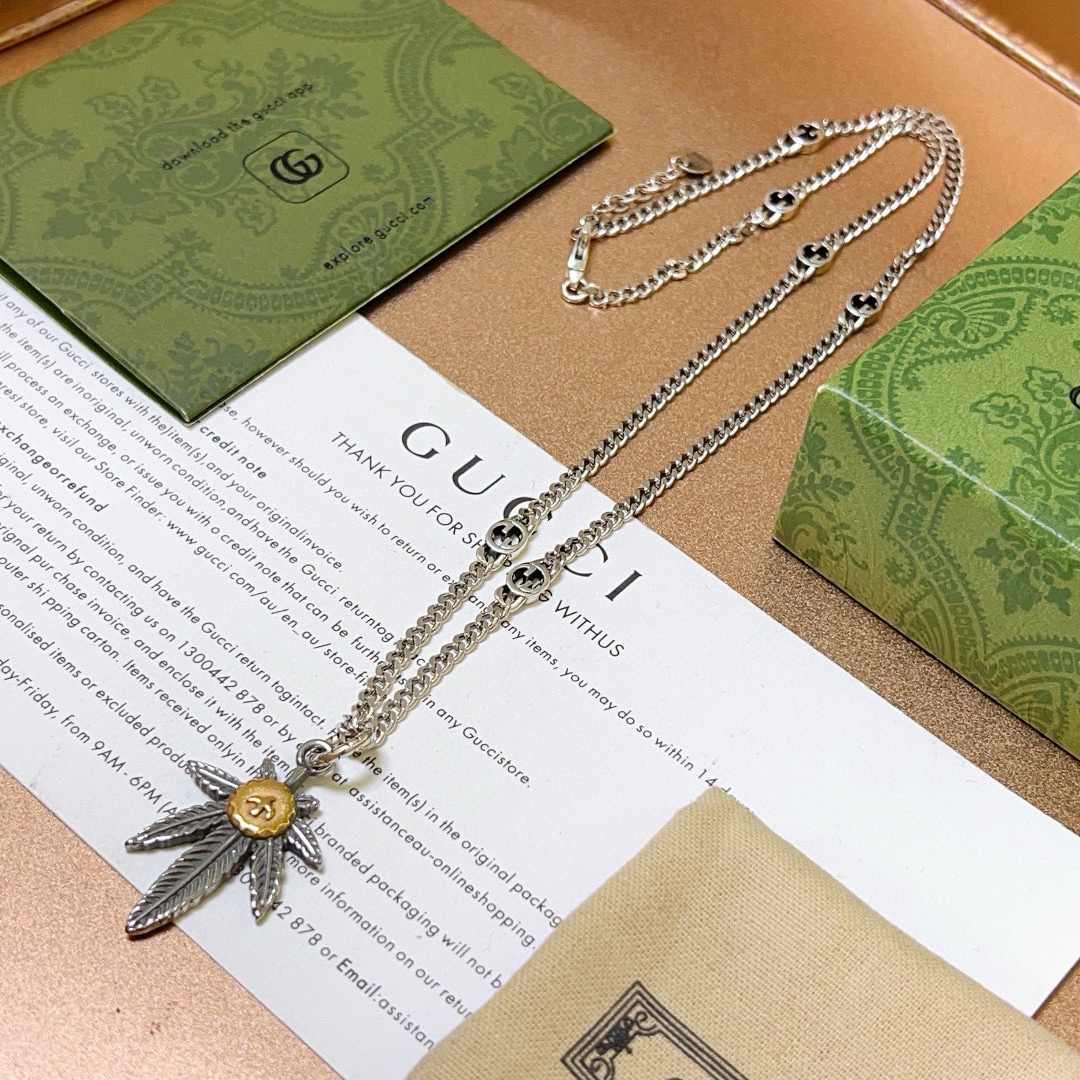Gucci Anger Forest Series Coconut Leaf Flat Chain Necklace
