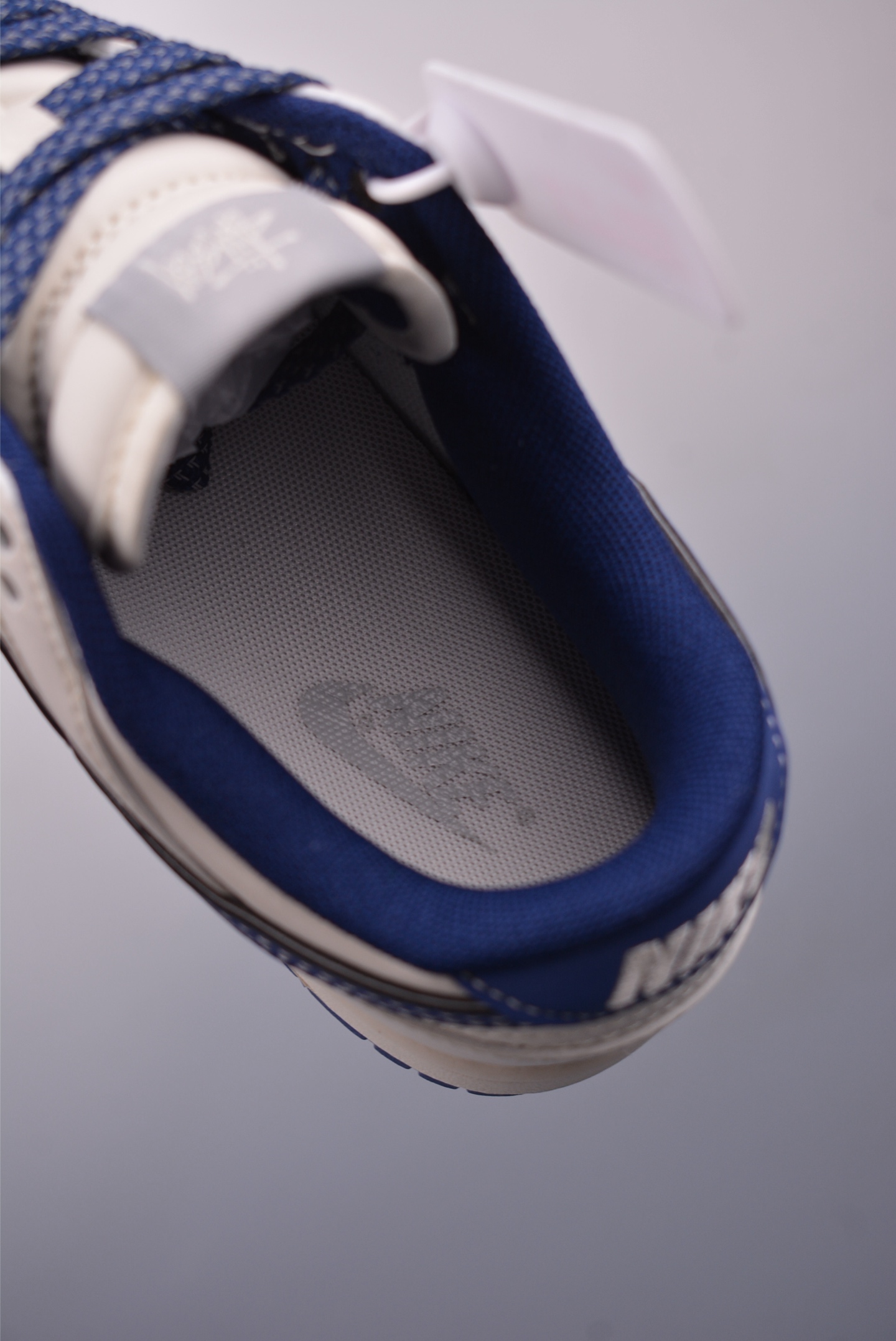 Stussy x Nike SB Dunk Low sneakers White Gray Blue XS6089-593