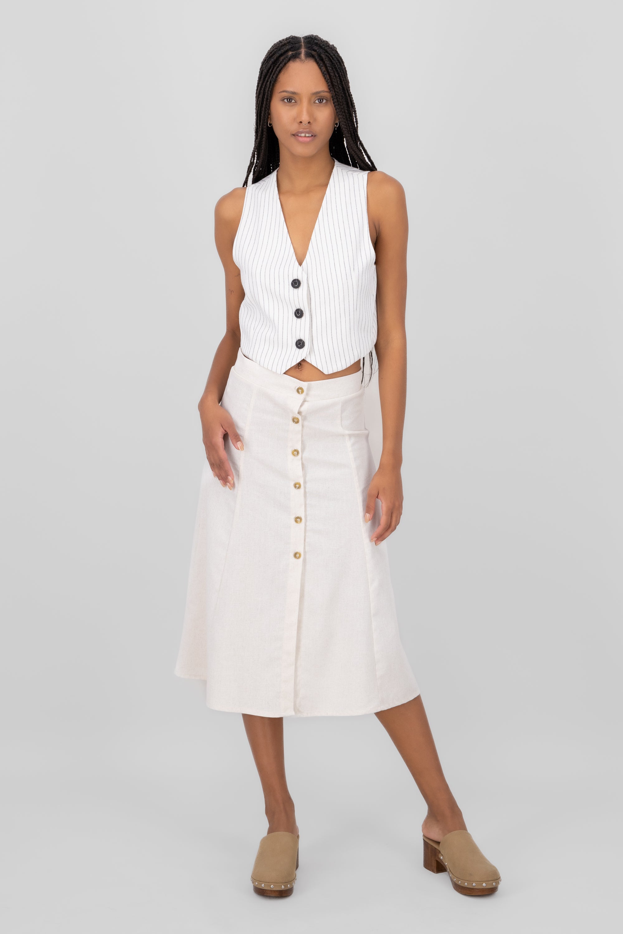 Buttoned Linen Maxi Skirt