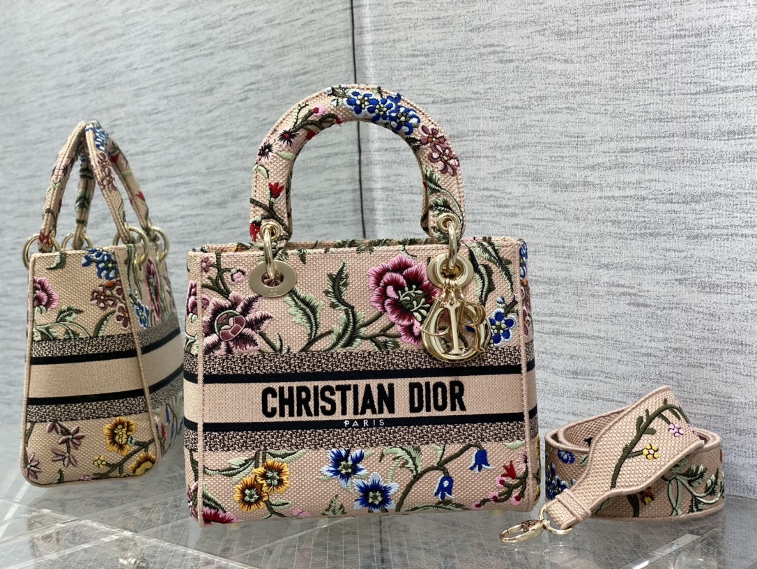 Dior Winter Garden Series Lady Embroidered Handbag 6605