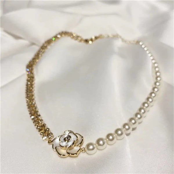 Camellia Flower Pearl Necklace Vintage
