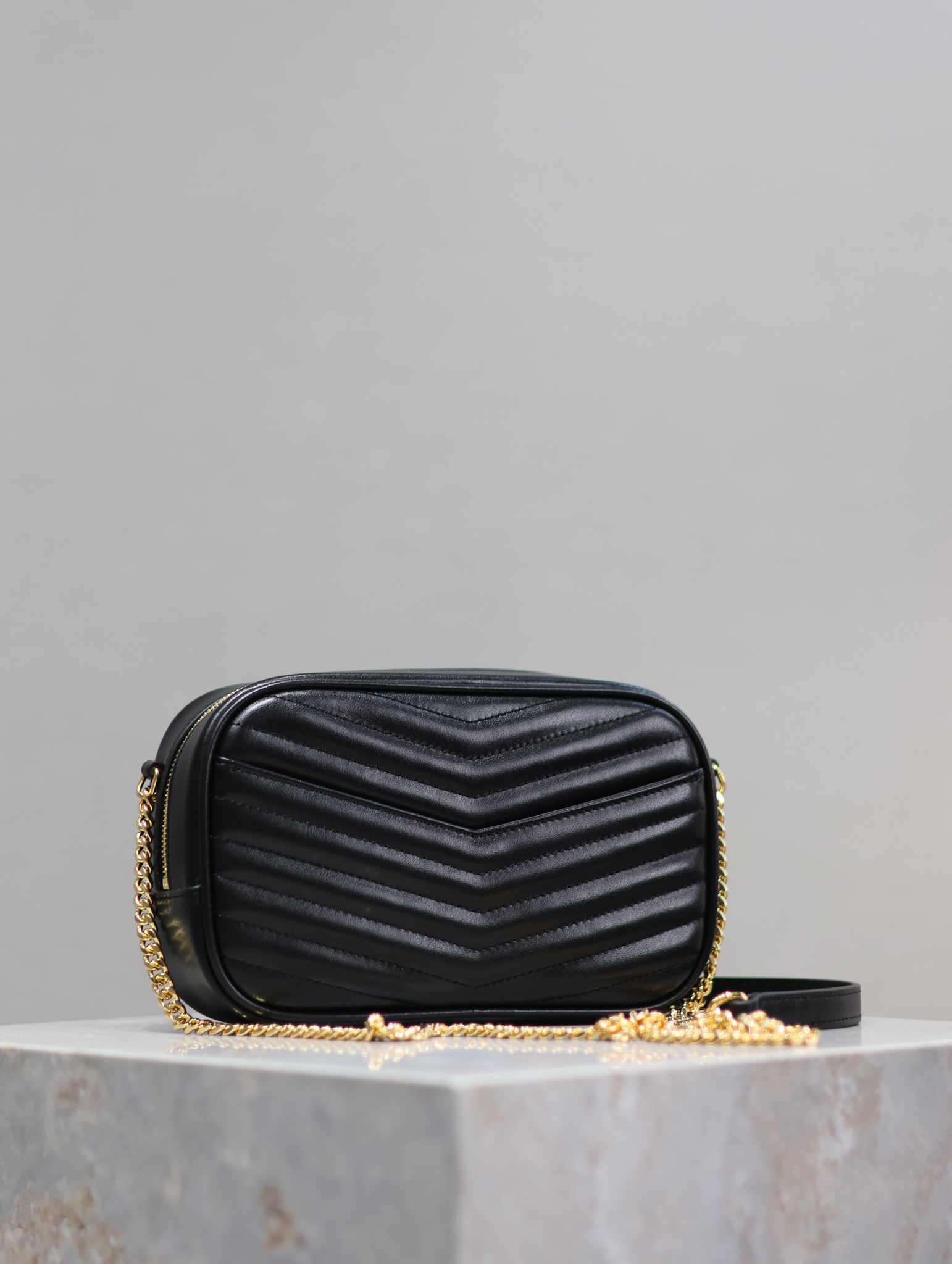 Yves Saint Laurent Lou mini bag 585040