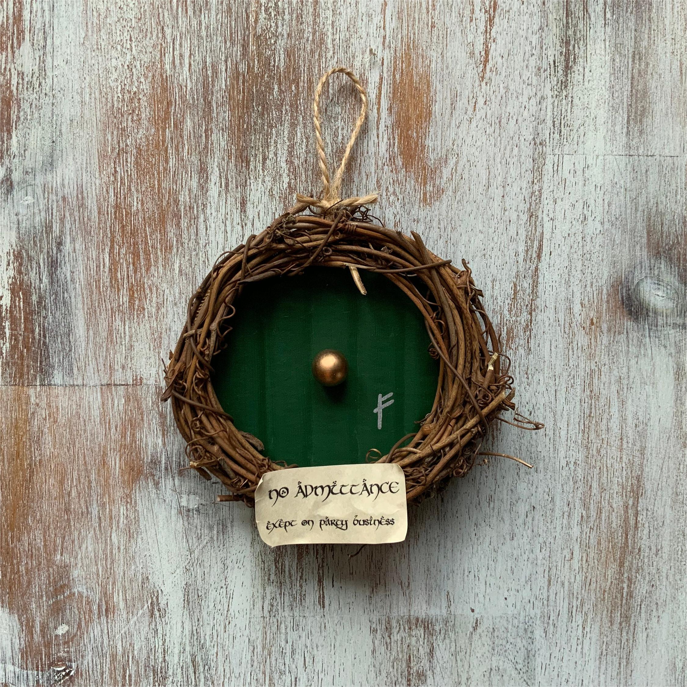 Small Hobbit Door wreath |  Funny decor