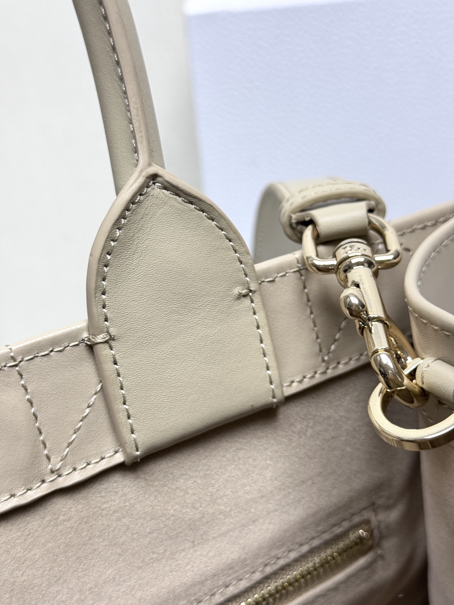 Dior BOOK TOTE handbag M1324