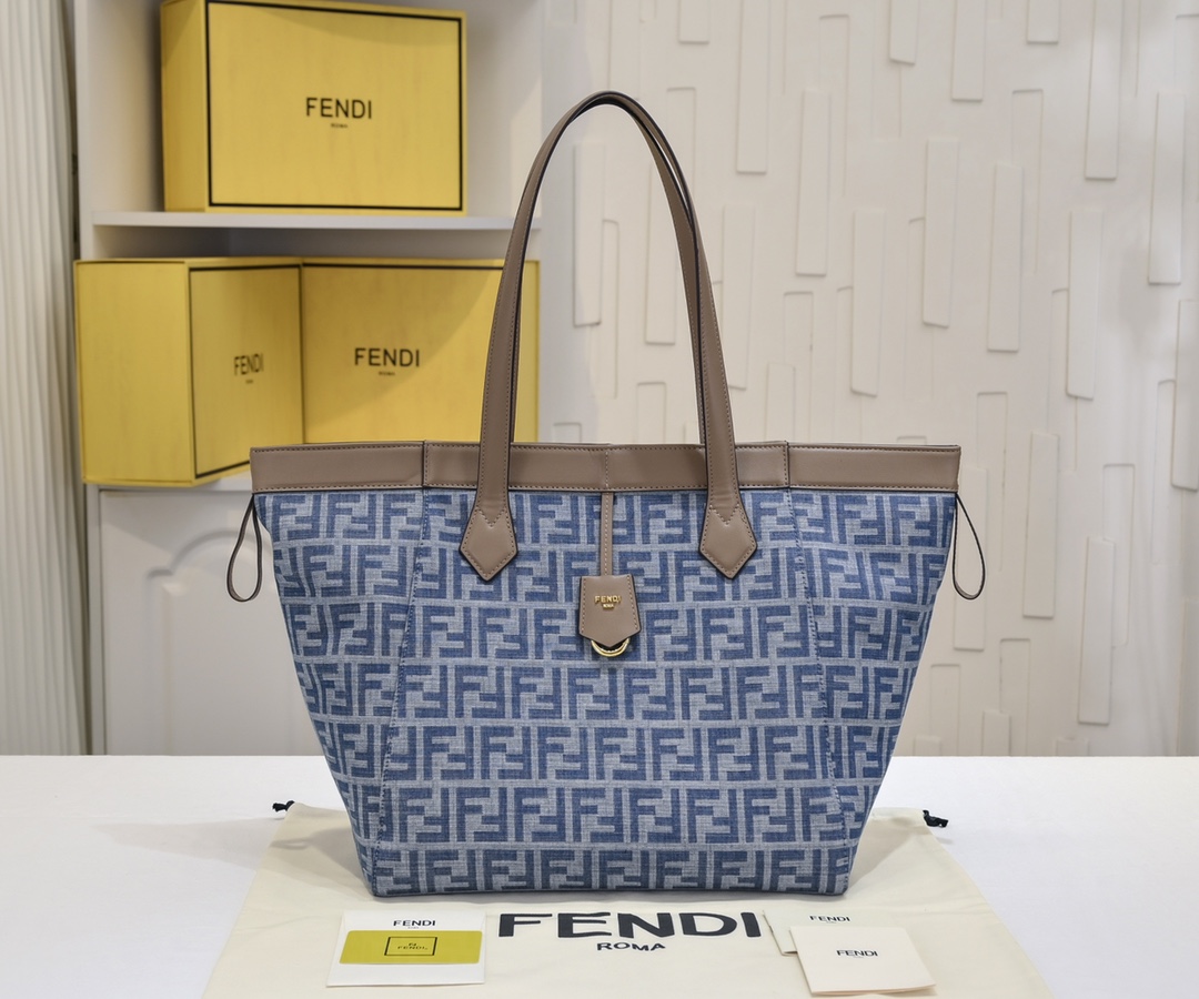 FENDI Origami Classic Old Flower Folding Bag 6655