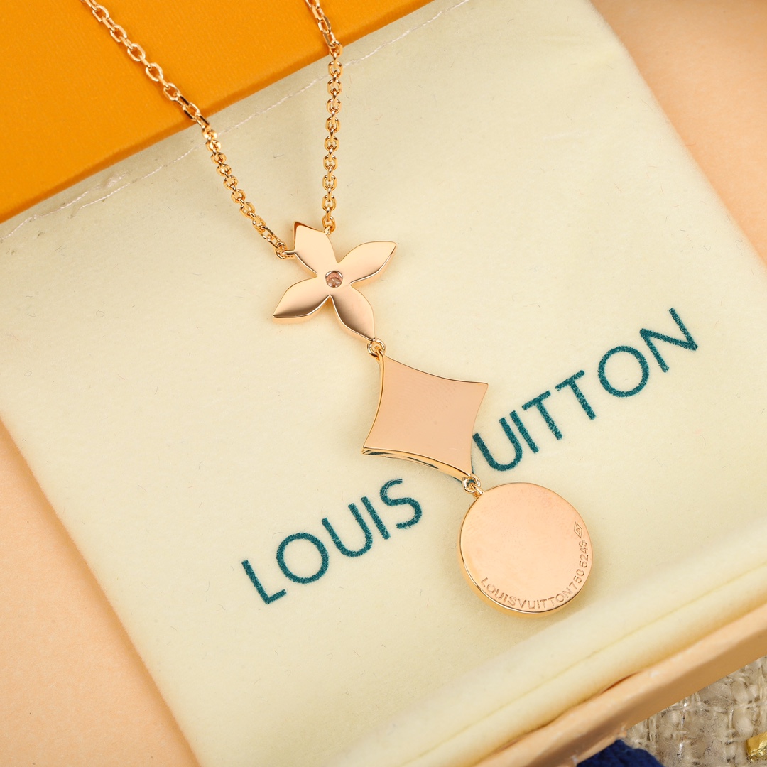 Louis Vuitton Three Flowers Necklace