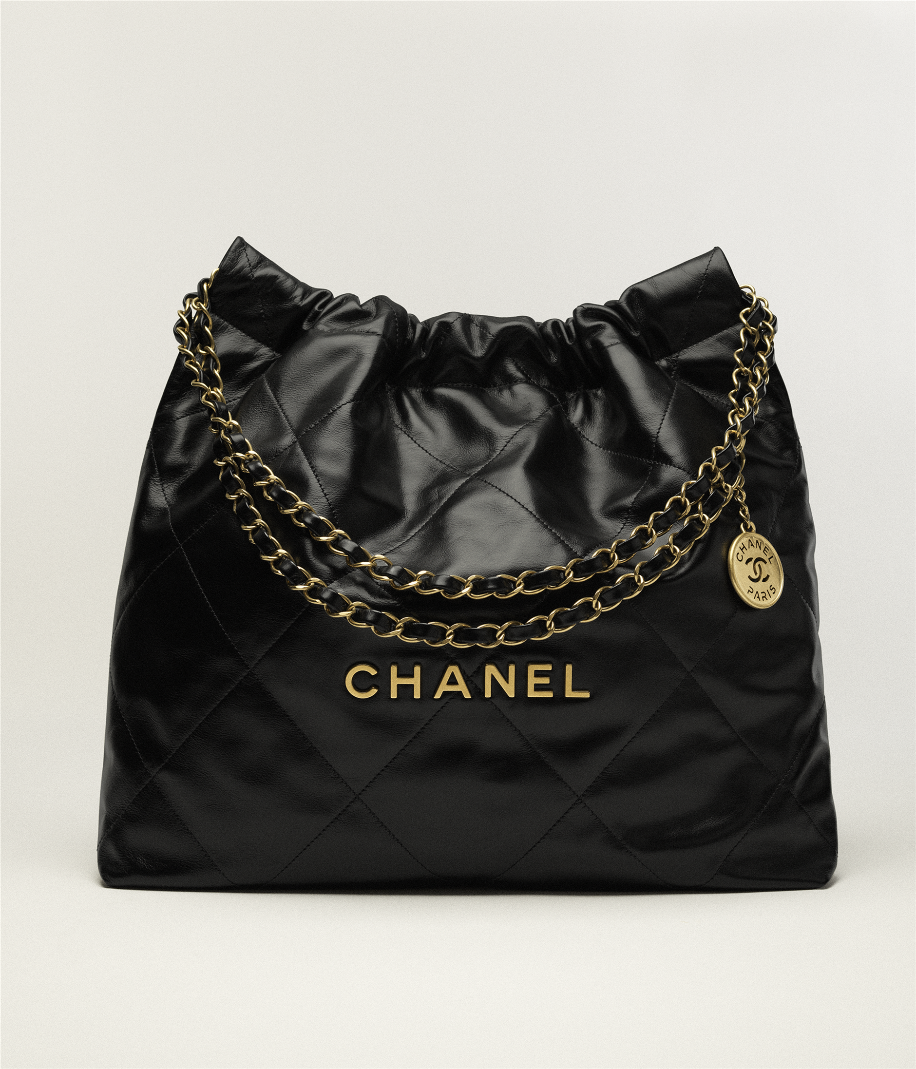 CHANEL 22 Handbag Shiny Calfskin & Gold-Tone Metal Black AS3260-B19059-94305