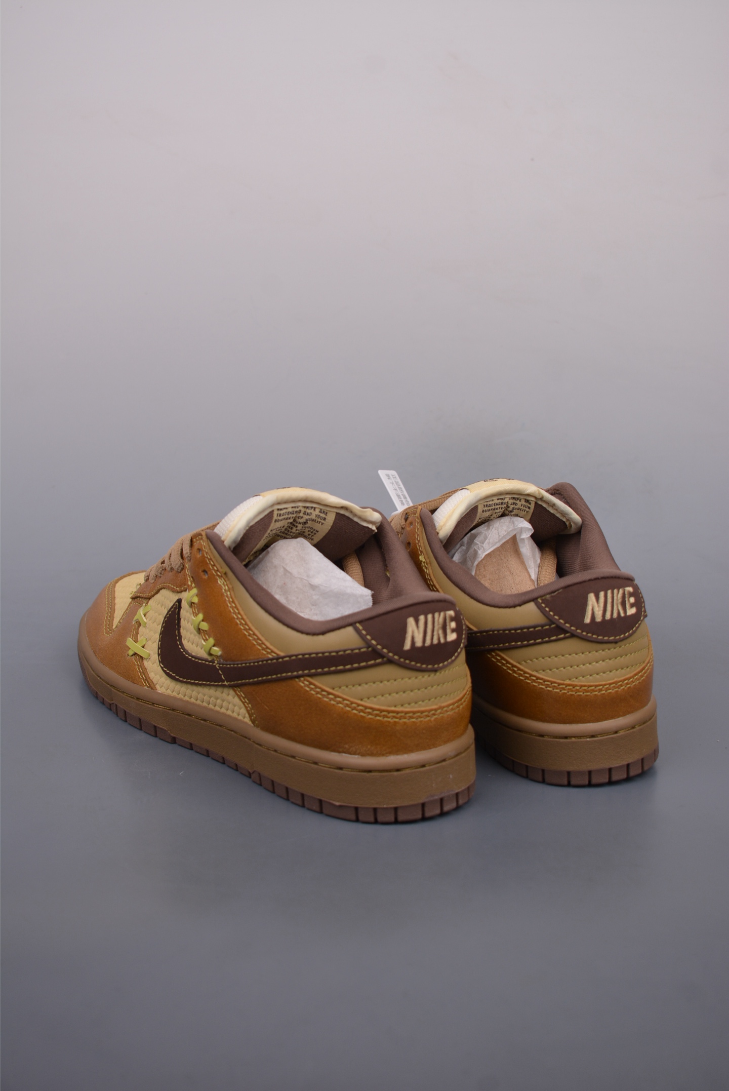 Nike SB Dunk Low Shanghai Xiaolongbao Woven Sneakers DD1391-106