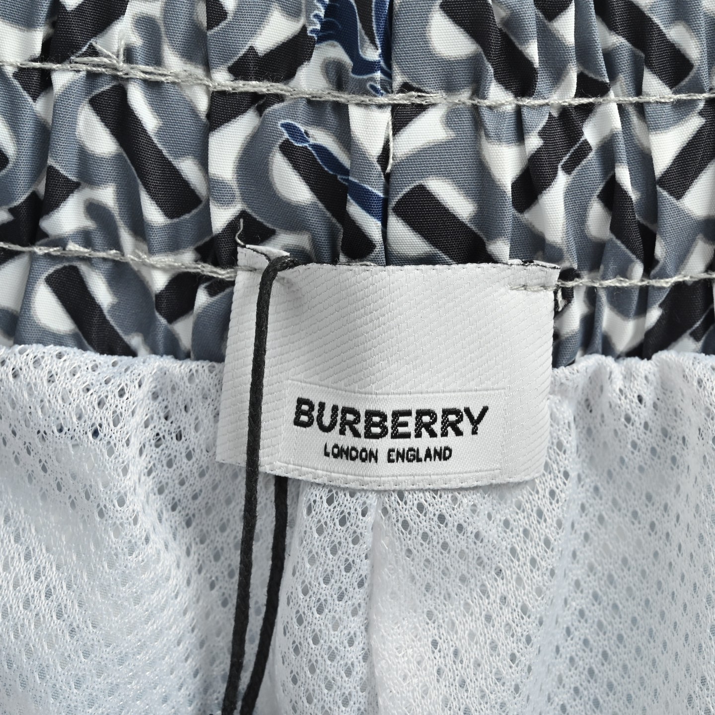 Burberry 25ss full print horse shorts