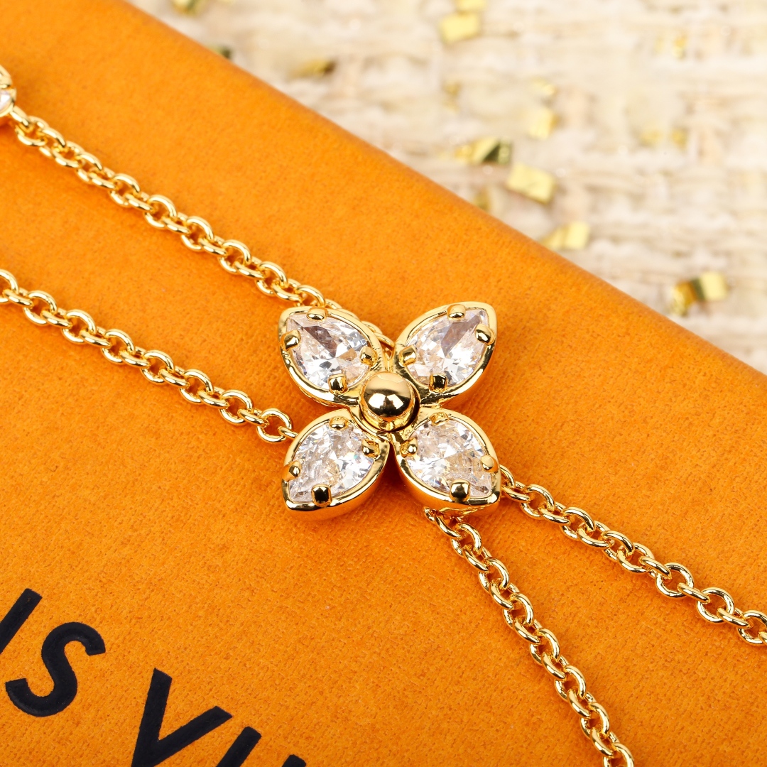 Louis Vuitton four-leaf clover necklace