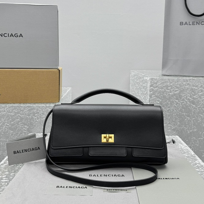 BALENCIAGObel air clutch 92590