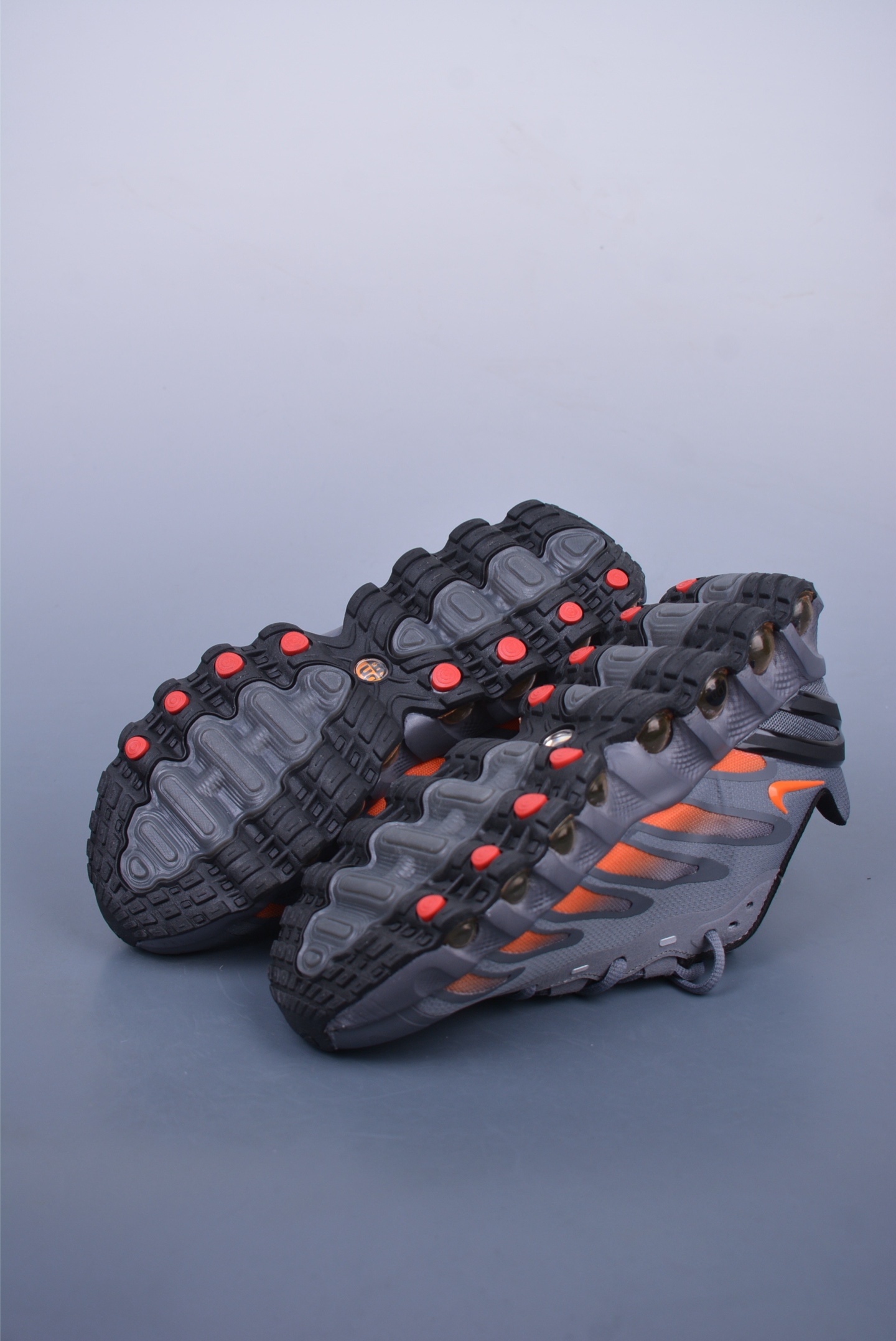 Nike Air Max DN8 running shoes Gray and Orange Gradient FQ7860-011