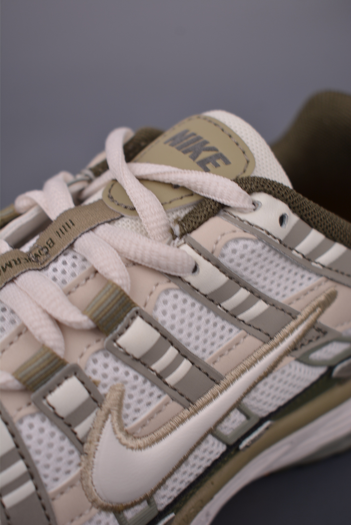 Nike P-6000 Premium 