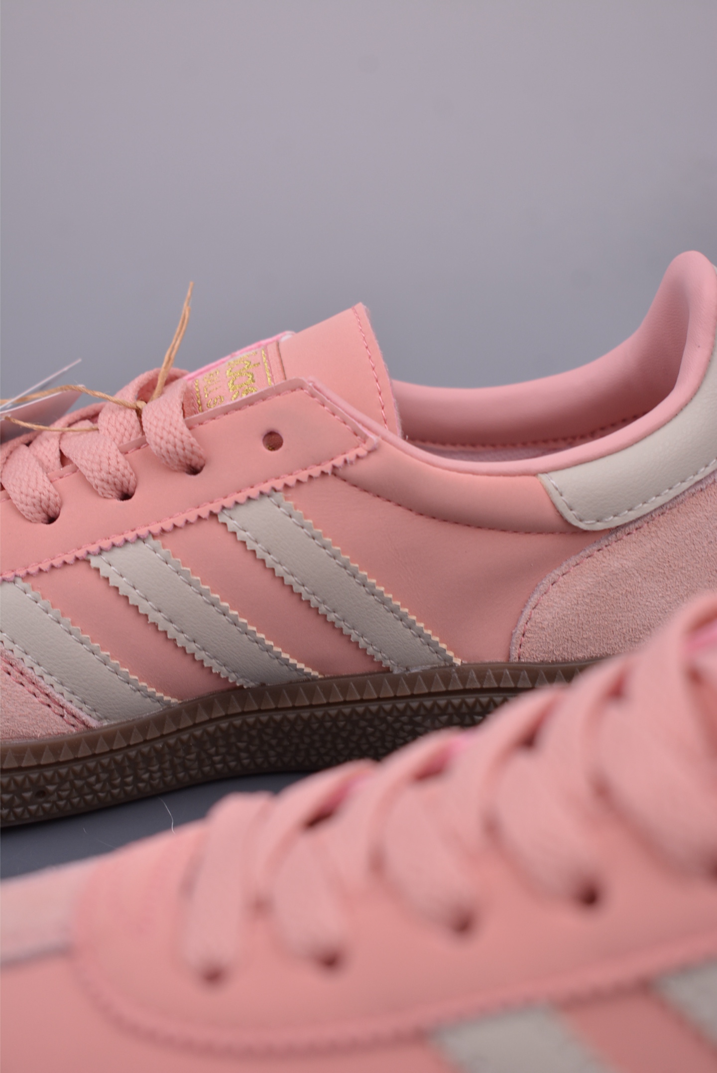 Adidas Originals Handball SPZL sports shoes Pink and white rubber sole IF7086