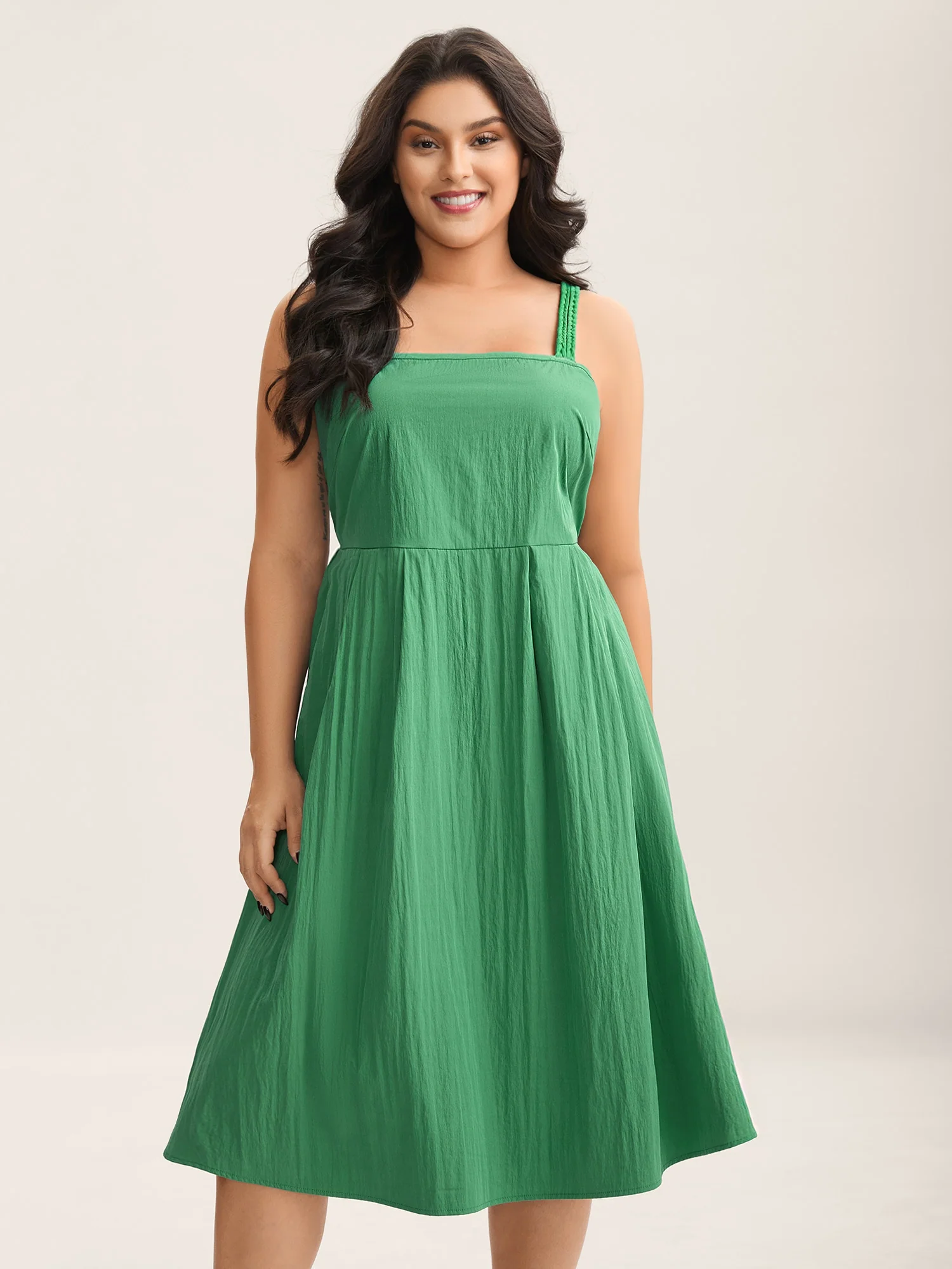 Solid Adjustable Straps Pockets Midi Dress