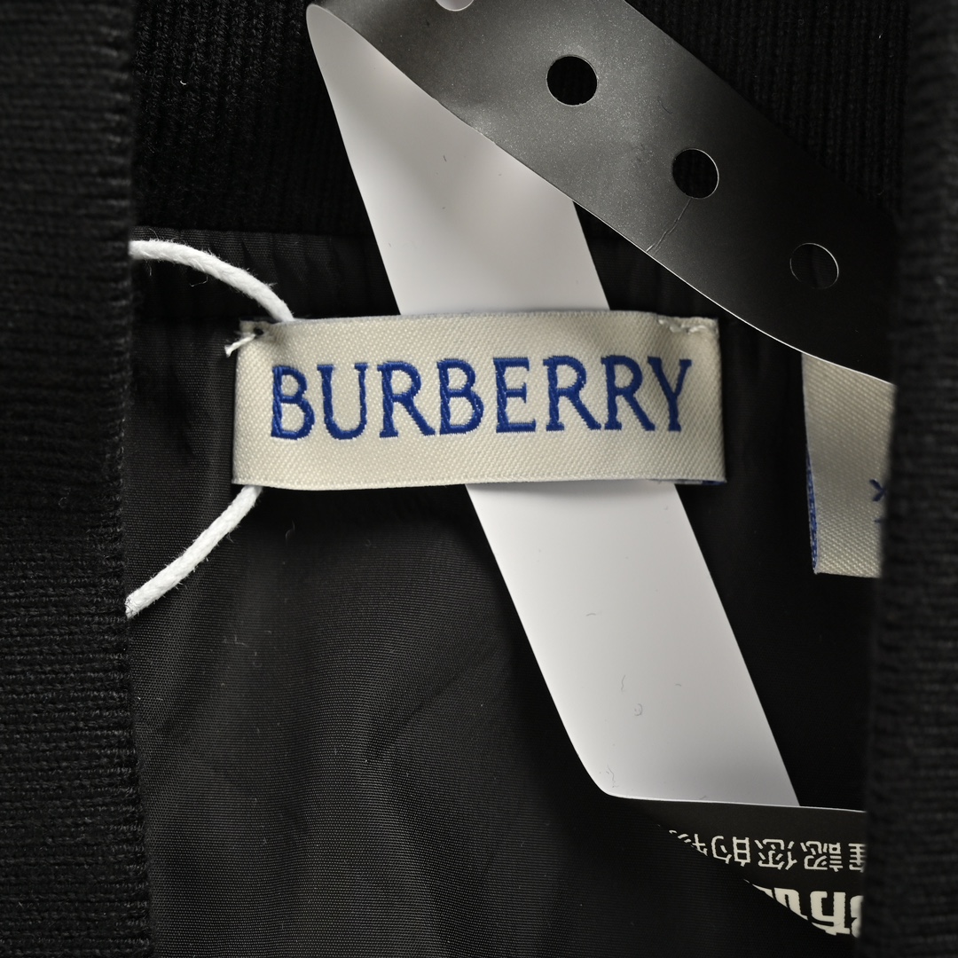 Burberry 24Fw embroidered lettering warhorse jacket