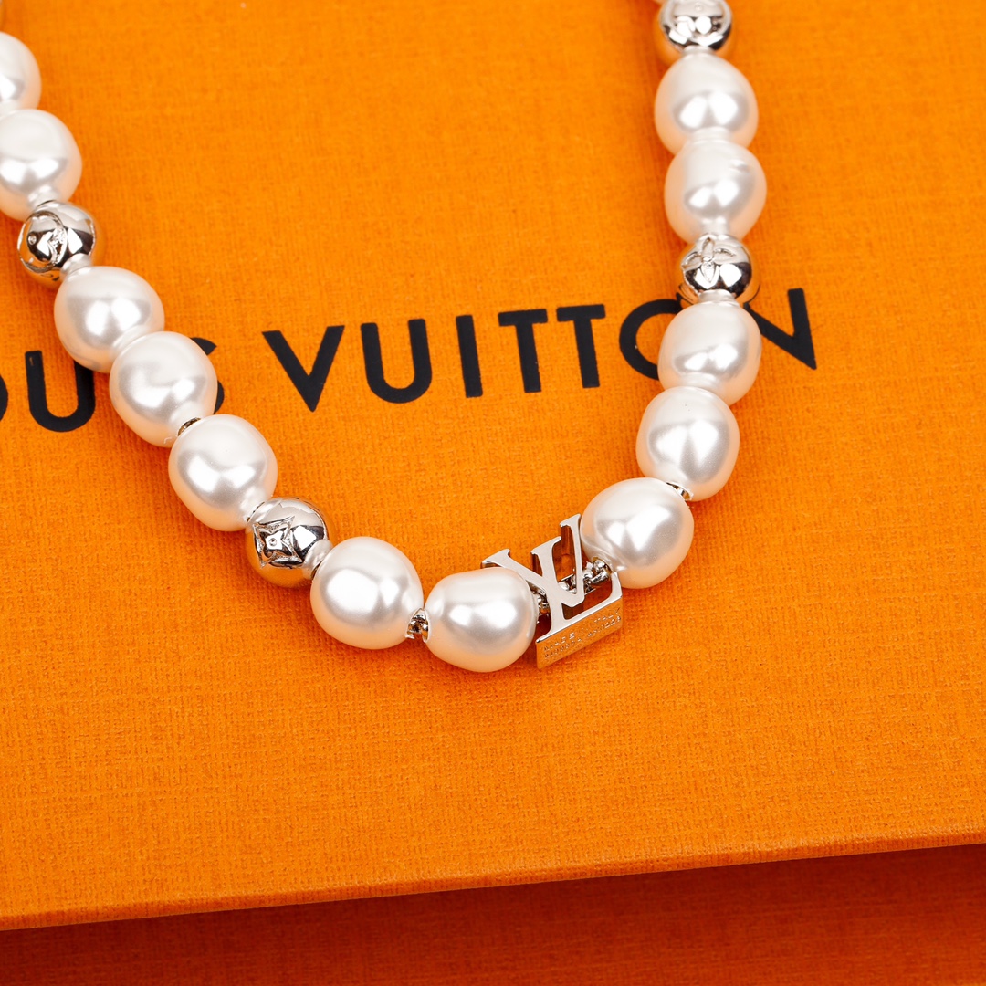 Louis Vuitton Pearl Necklace Bracelet