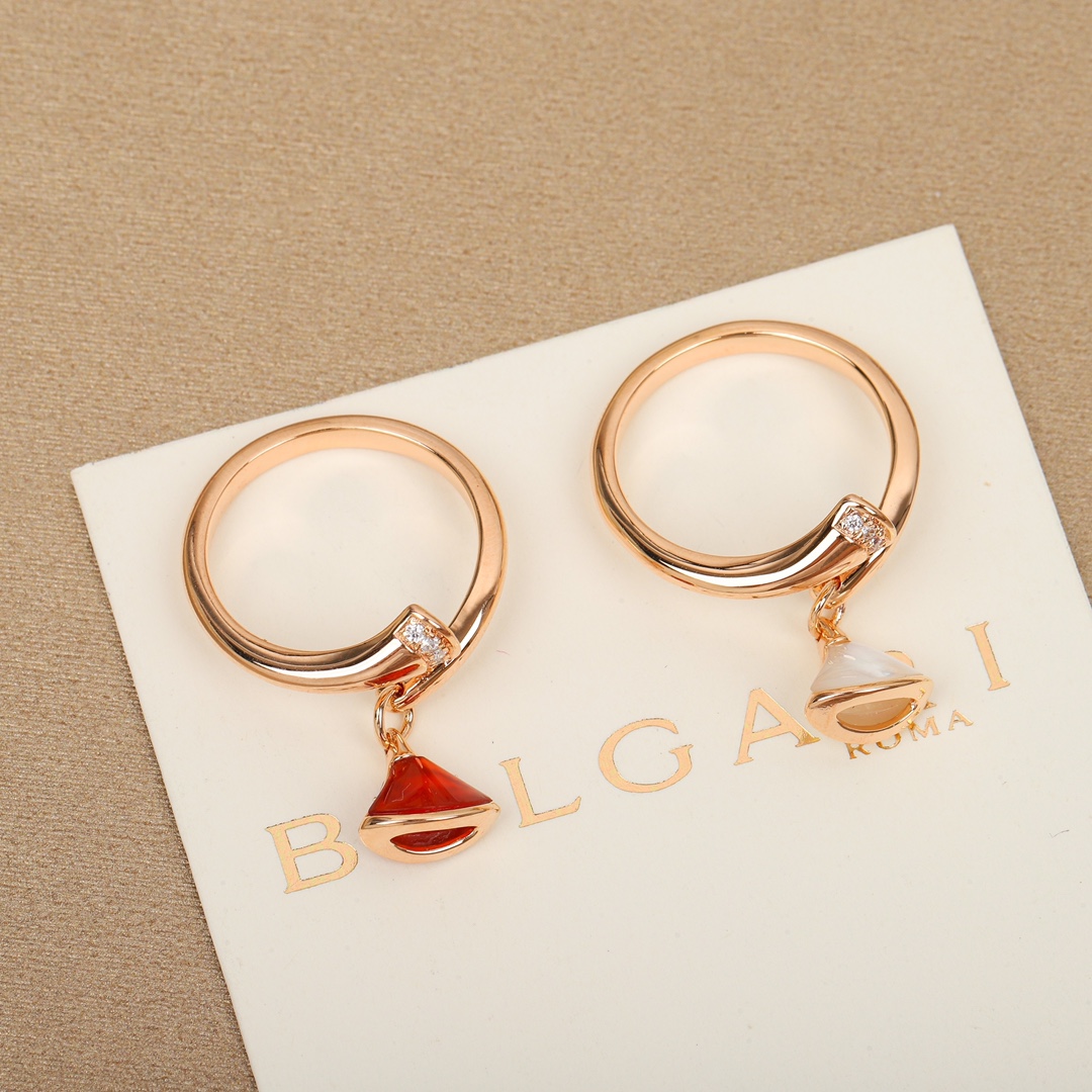 Bulgari mother of pearl ring