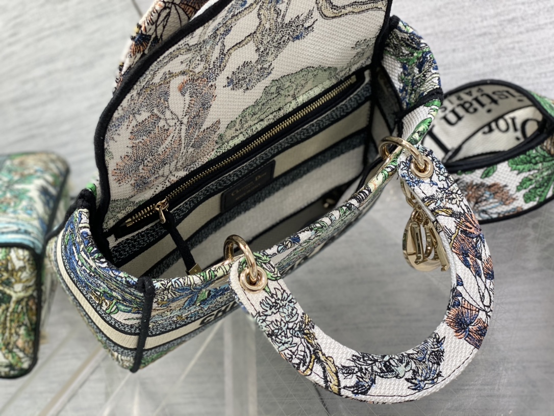 Dior CD Lady Embroidered Diana Bag 6605