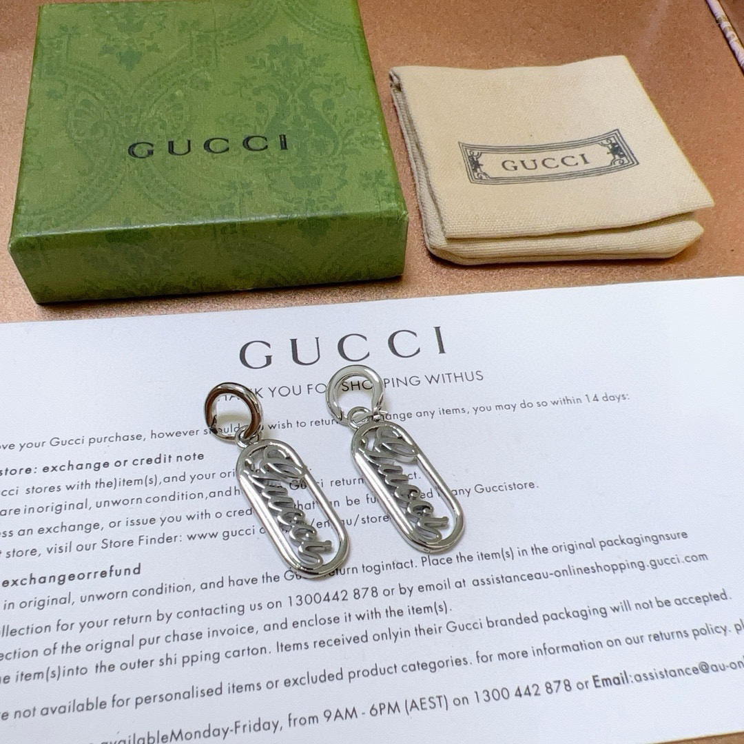 GUCCi font earrings