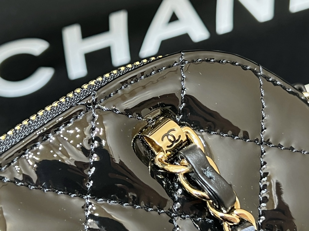 Chanel 23S Spring/Summer Collection Patent Leather Shell Bag AP3354