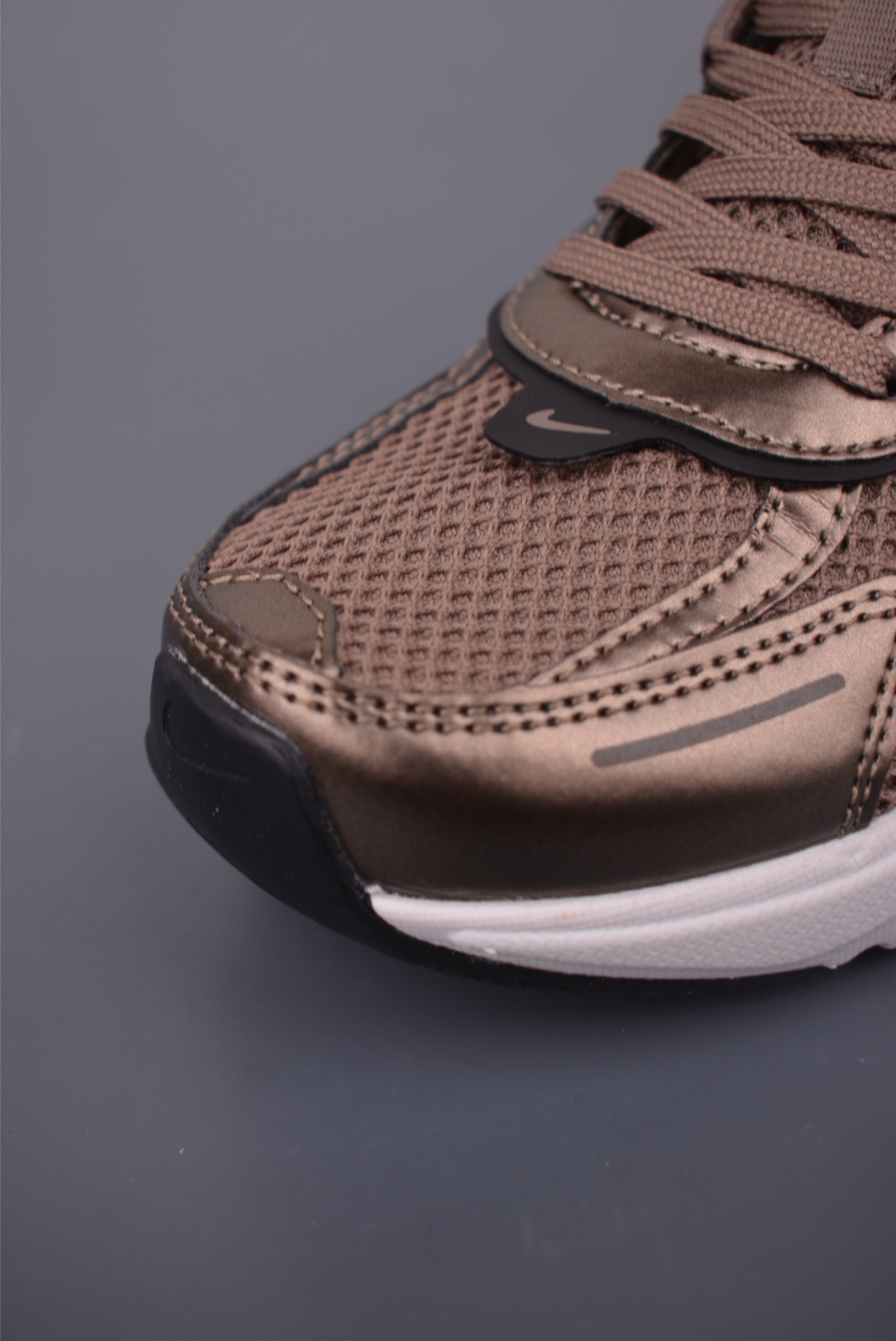 Nike V2K Runtekk 