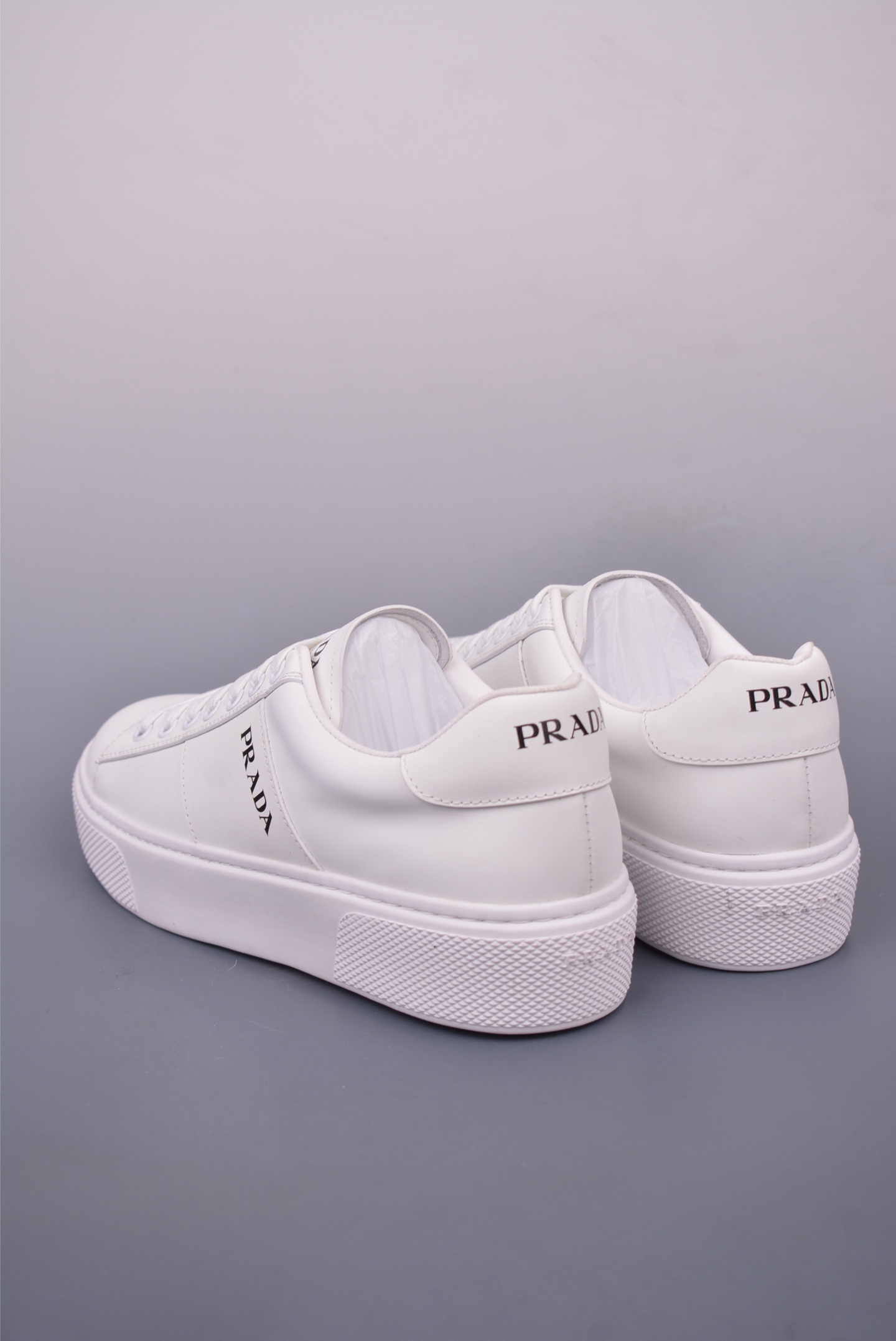 Prada Logo Lace-Up Casual Shoes for Men 3D928M