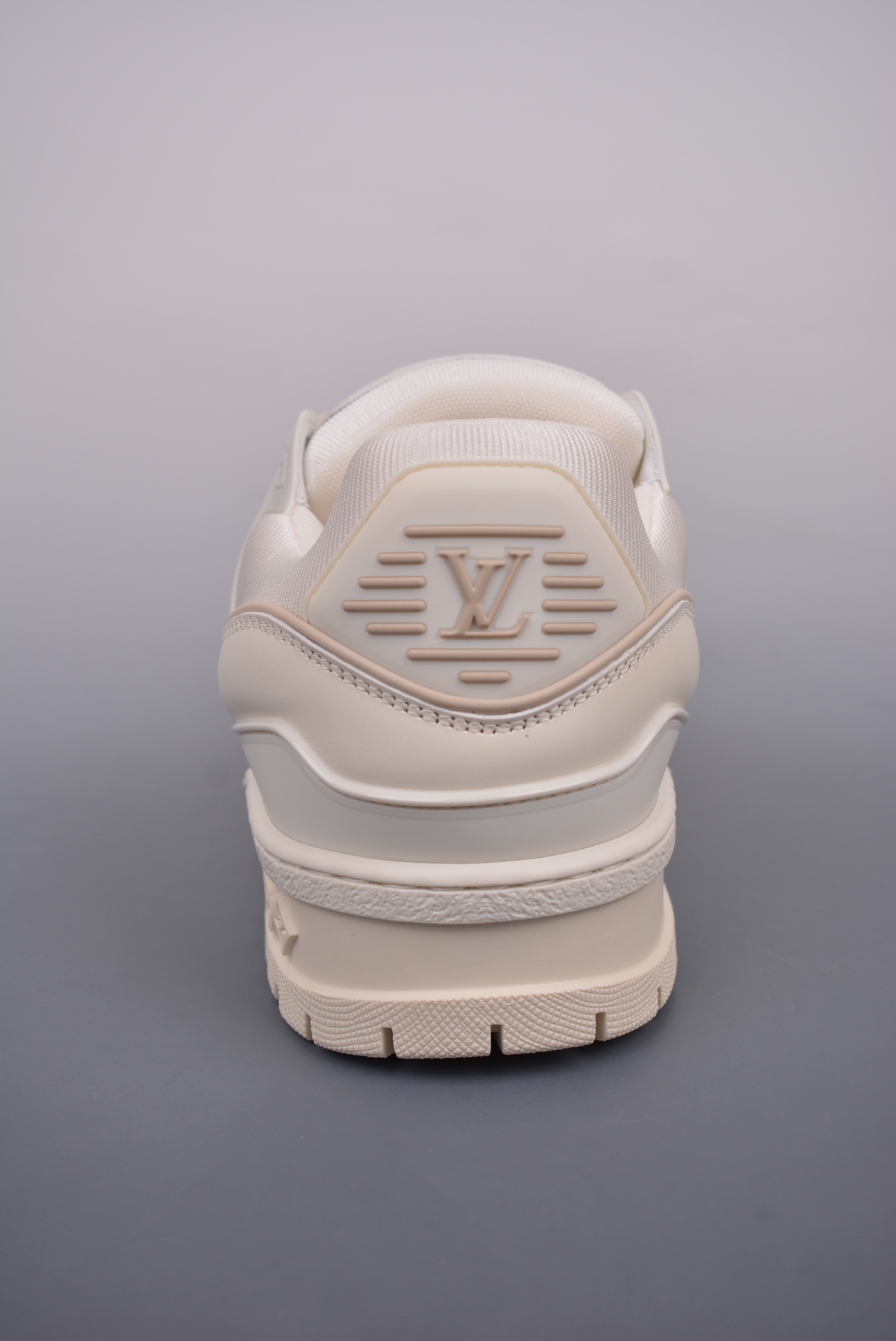 Louis Vuitton Trainer Maxi Low Sneaker Off-White