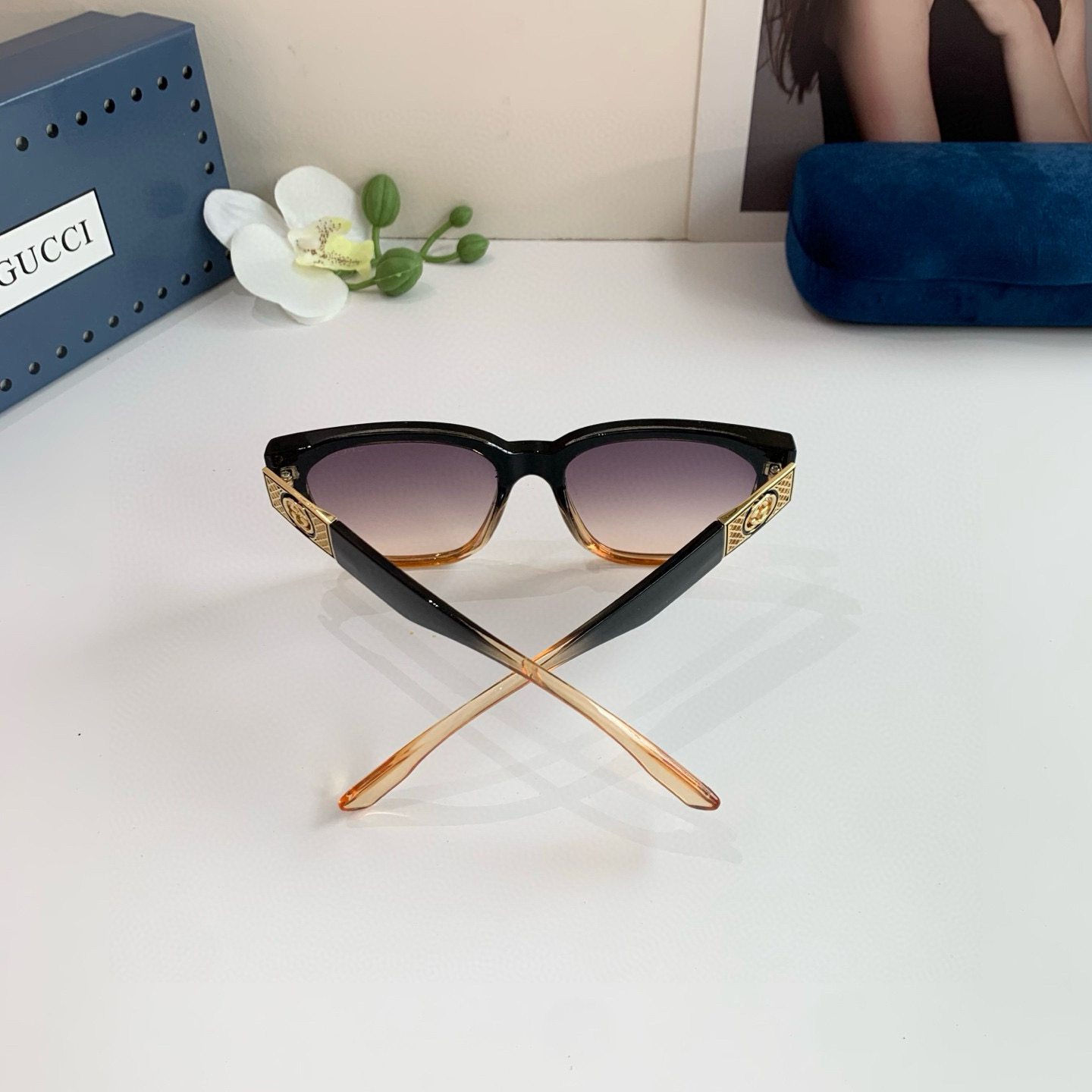 Gucci Round Frame Sunglasses