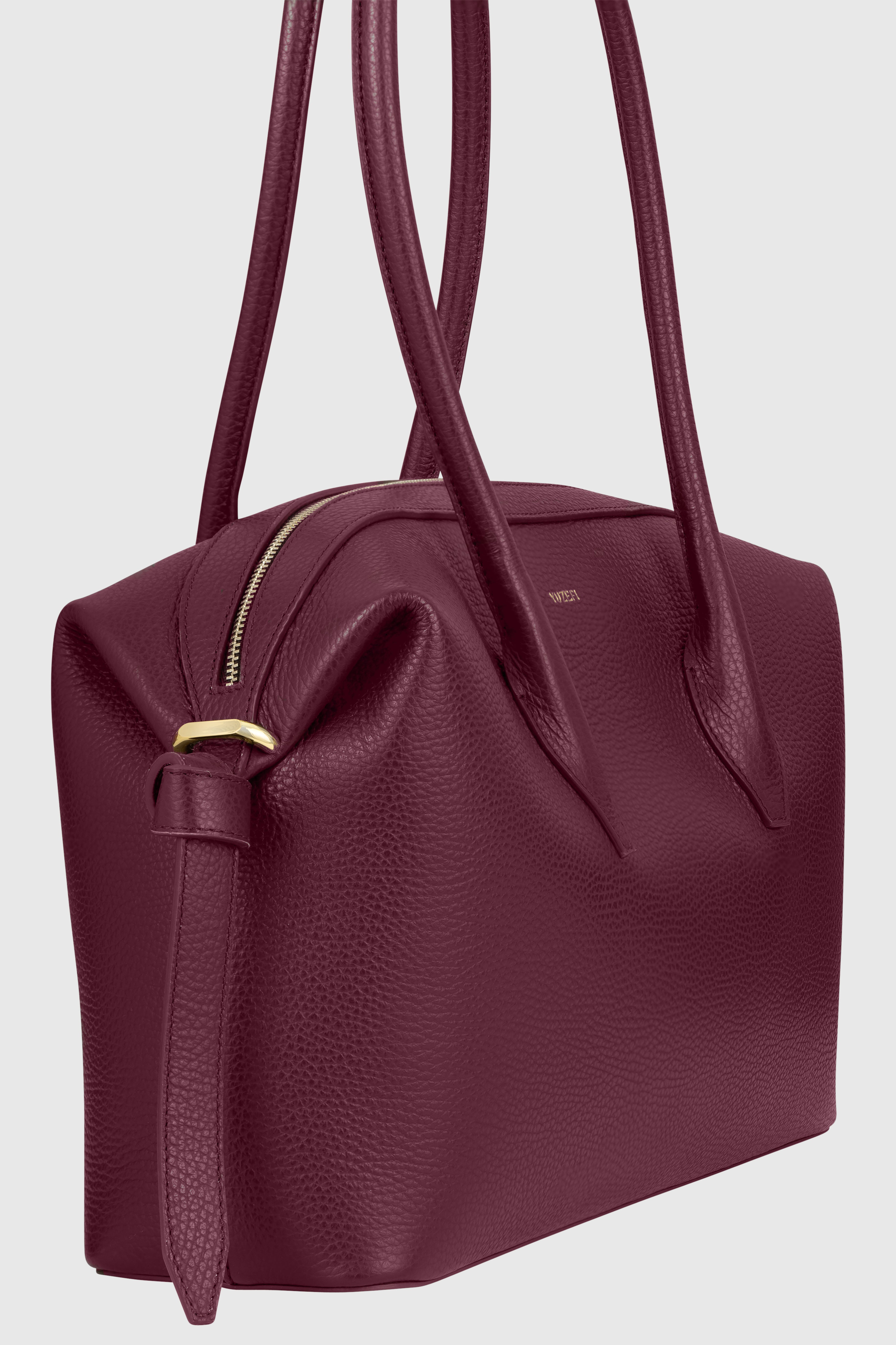BRIOCHE DUFFLE - WINE PEBBLE GRAINED LEATHER