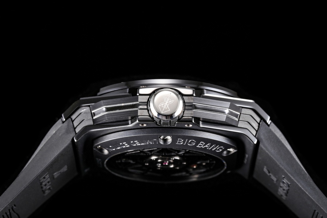 Hublot Big Bang Sang Bleu Ⅱ Tattoo Second Generation Watch