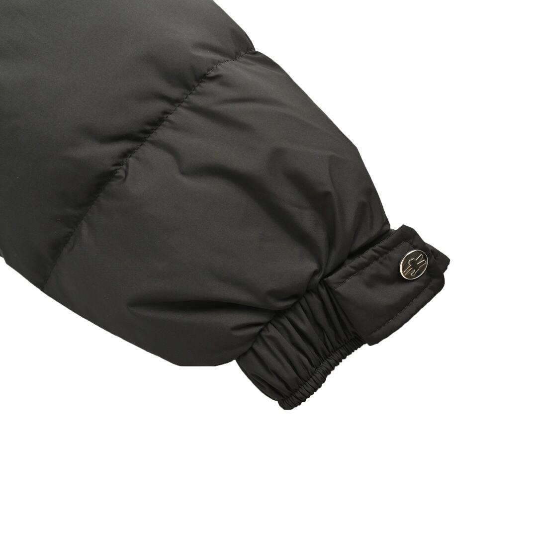 Moncler 24Fw diamond plaid goose down jacket