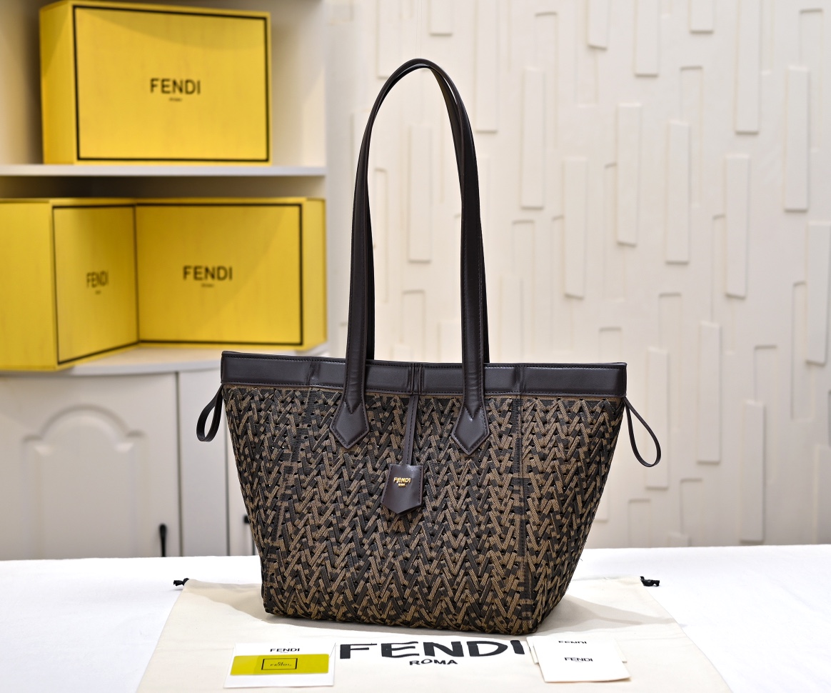 FENDI Origami Classic Monogram Folding Bag 6654