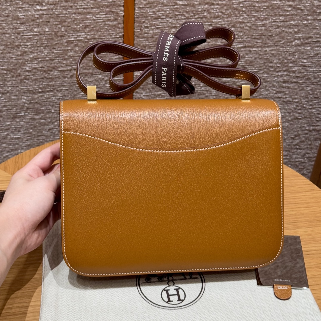Hermès Constance 37gold handbag (handmade to order)