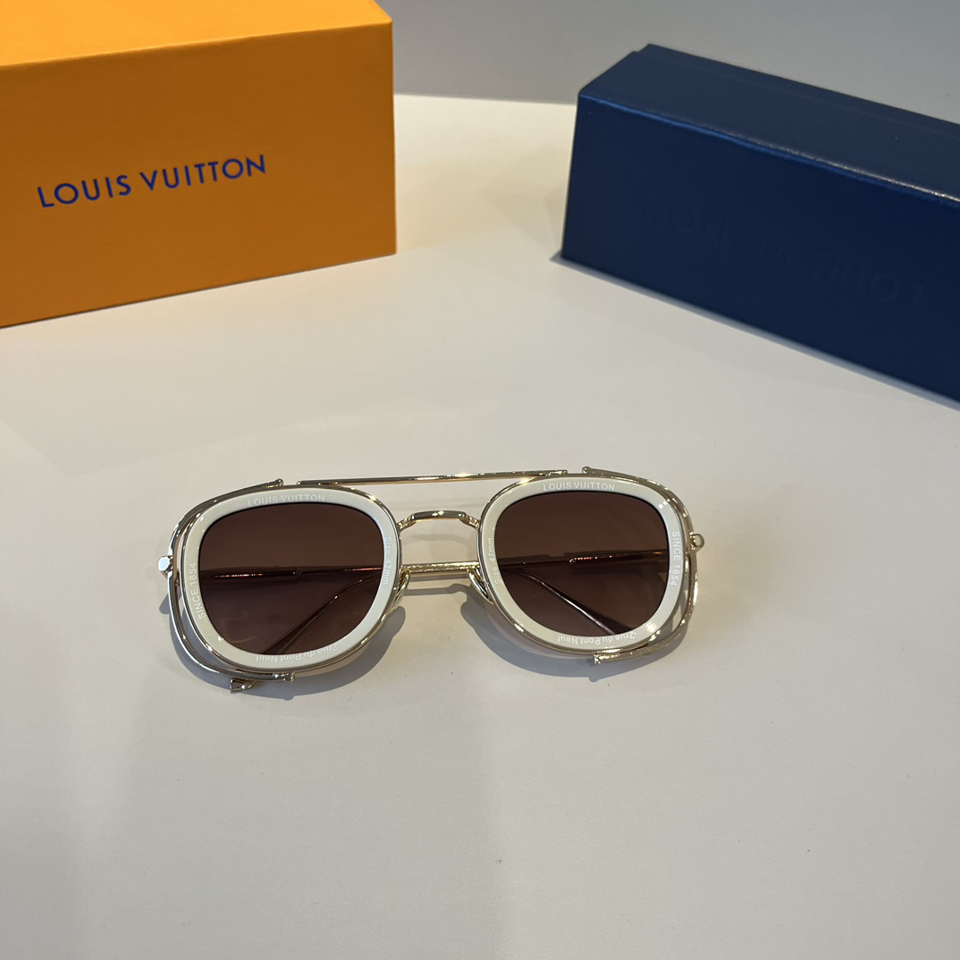 Louis Vuitton round-frame sunglasses
