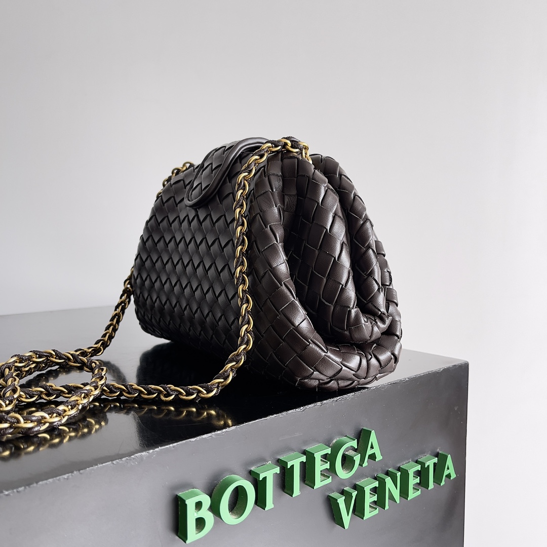 Bottega Veneta LAUREN 1980 Small Clutch 804038
