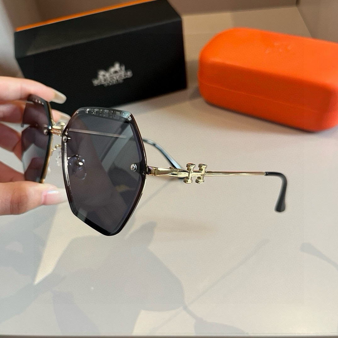 Hermes Square Frame Sunglasses