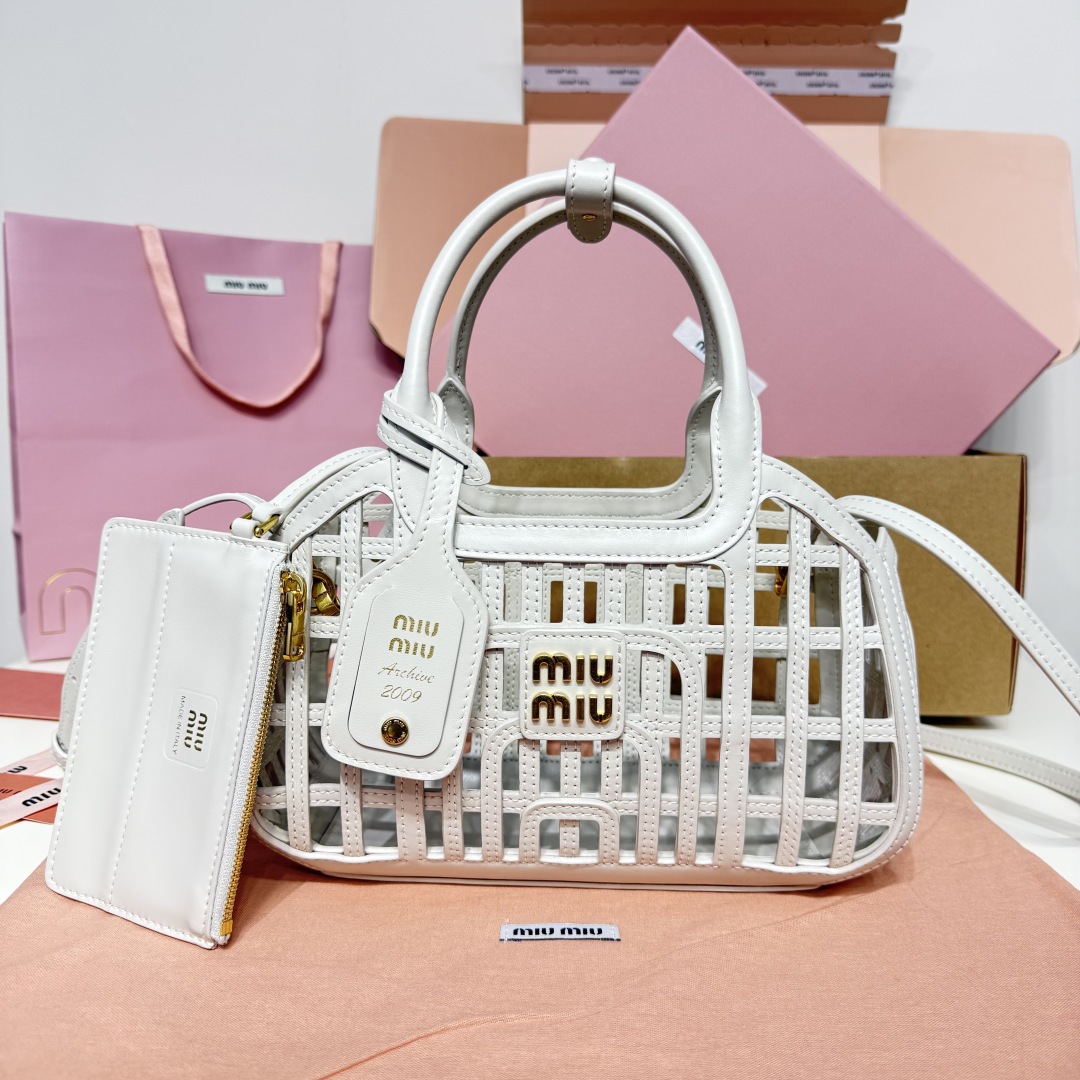 Miu Miu Naa leather bag 5BA294
