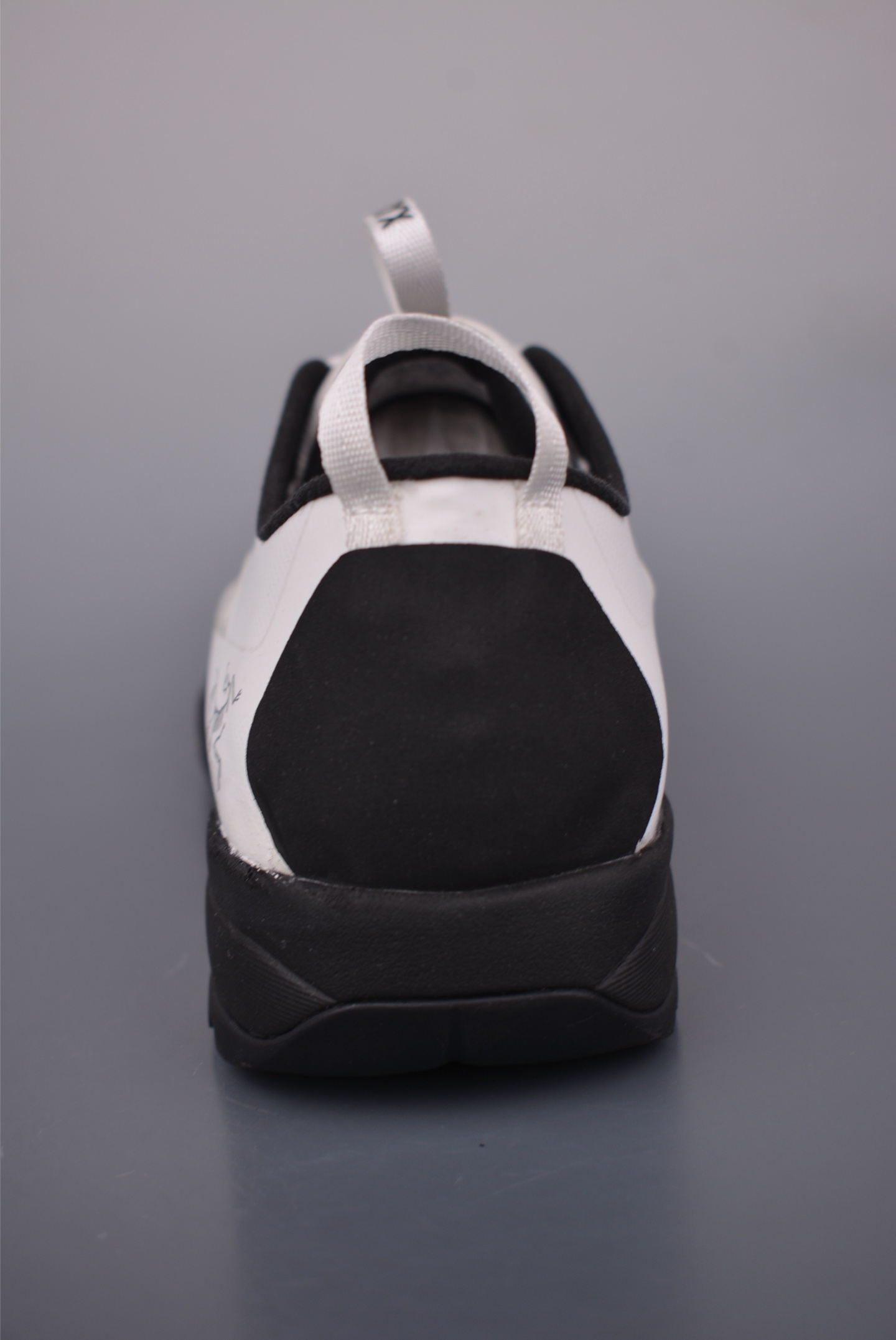 Arc'teryx KONSEAL LT W sneakers 