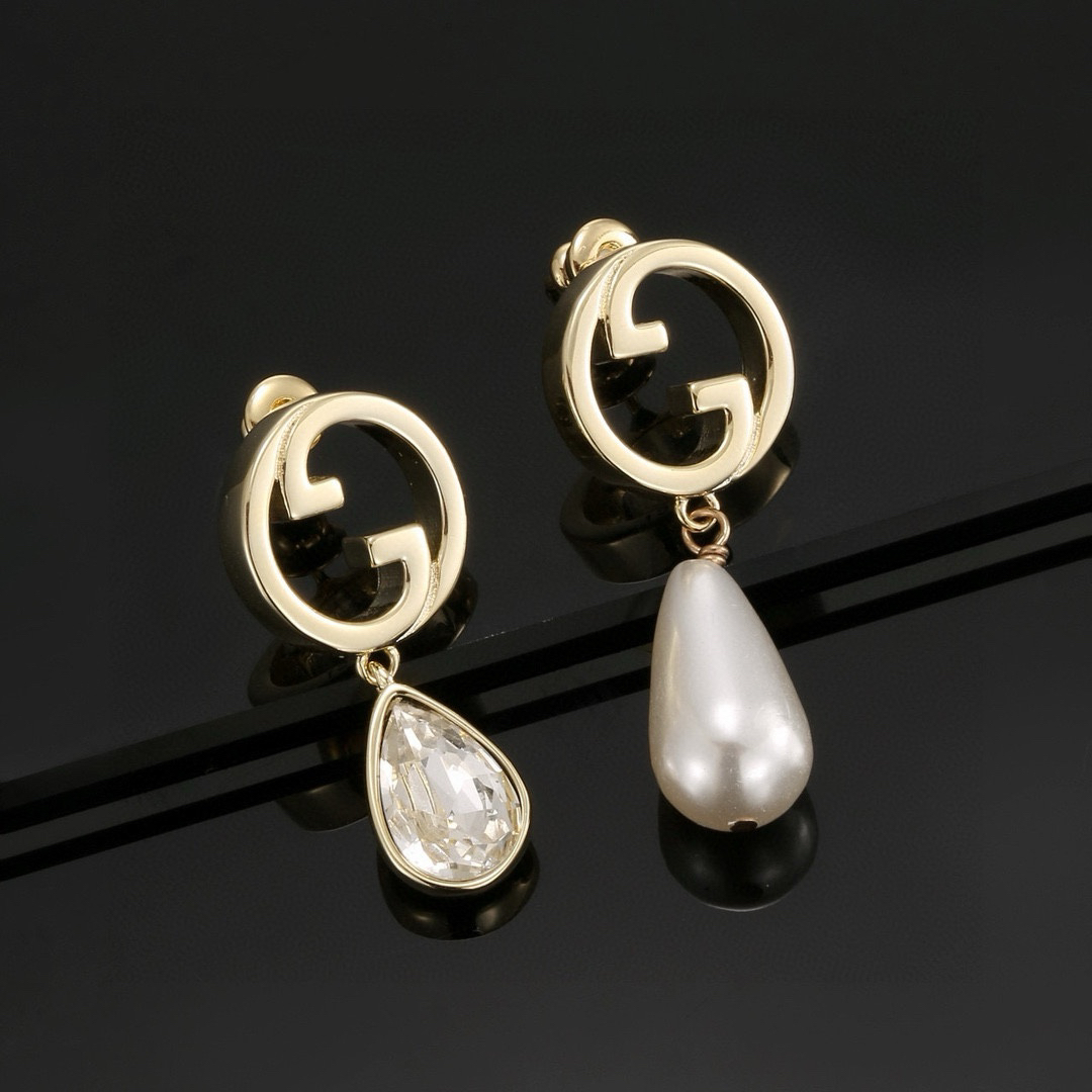 GUCCi Pearl Diamond Earrings