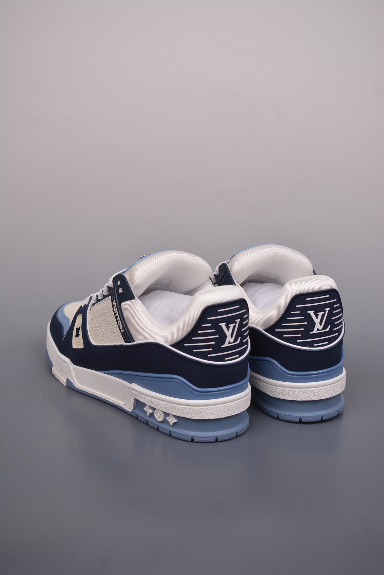 Louis Vuitton Trainer Sneaker Low Obsidian Blue and White 1ABLUP