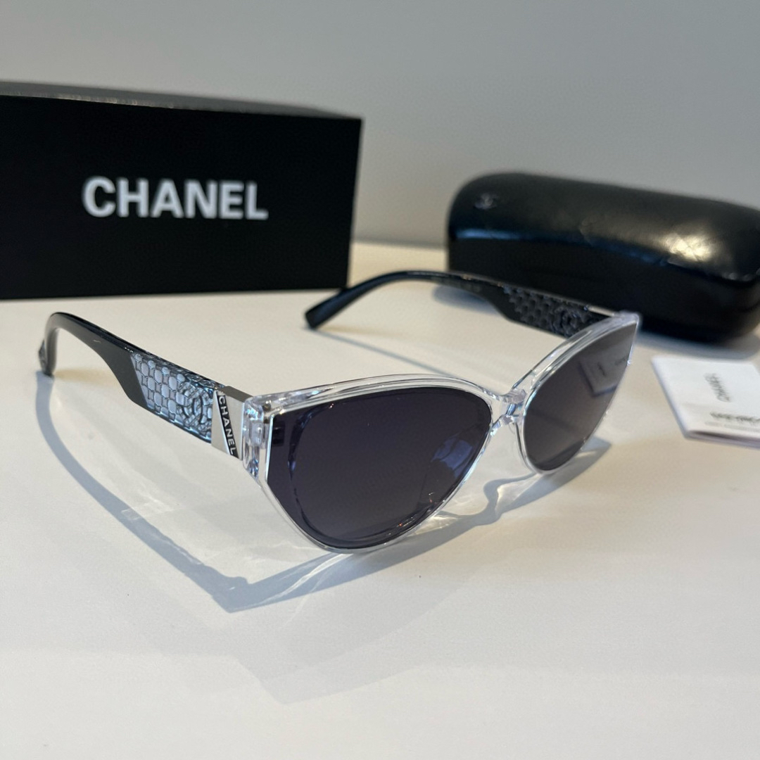 Chanel round frame sunglasses