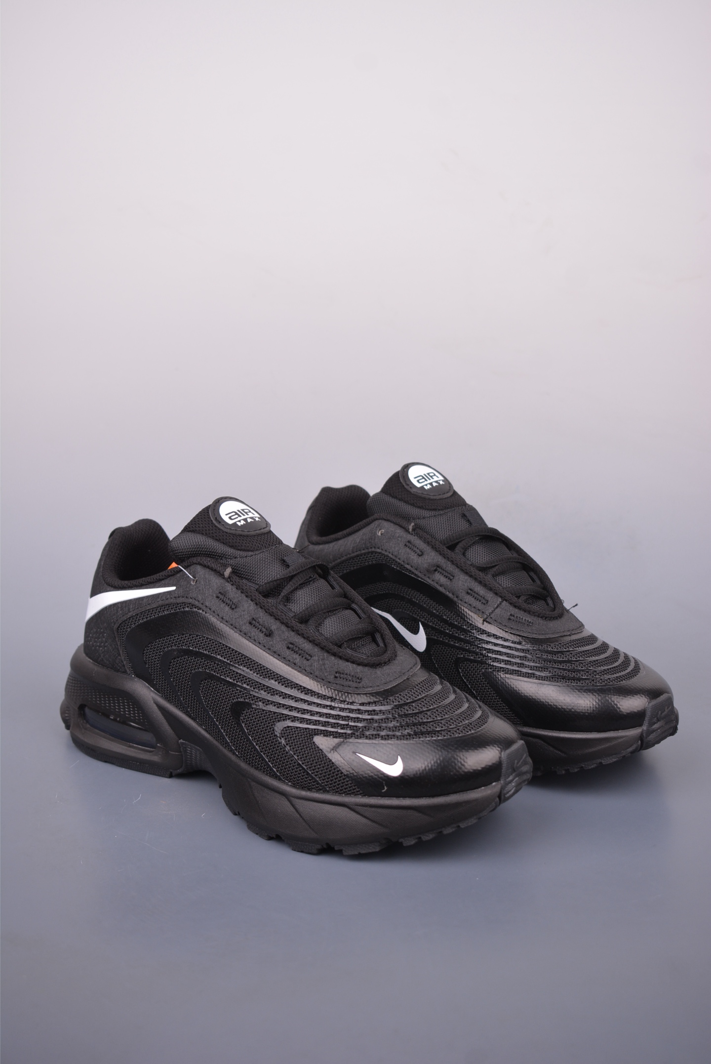 NIKE AIR MAX FIRE 2025 