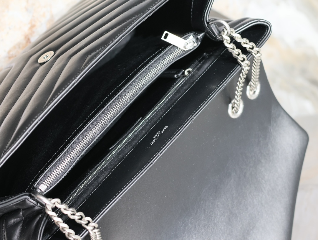 Saint Laurent LouLou Large Tote 574947