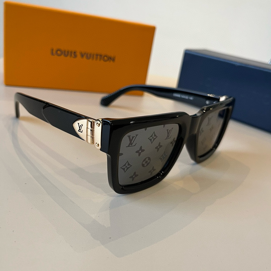 Louis Vuitton square frame sunglasses