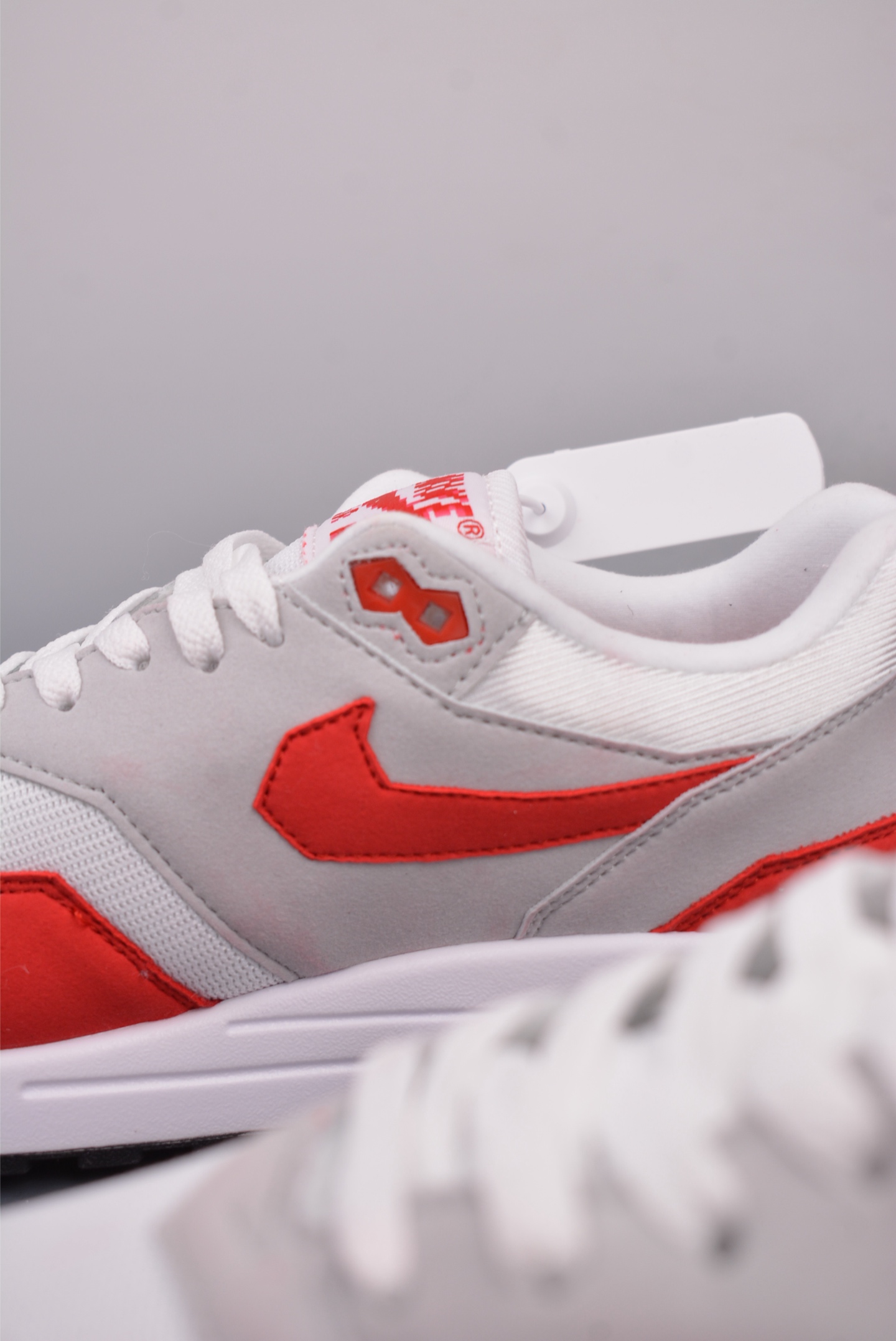 Nike Air Max 1'87 running shoes white, gray and red classic HQ5882-100