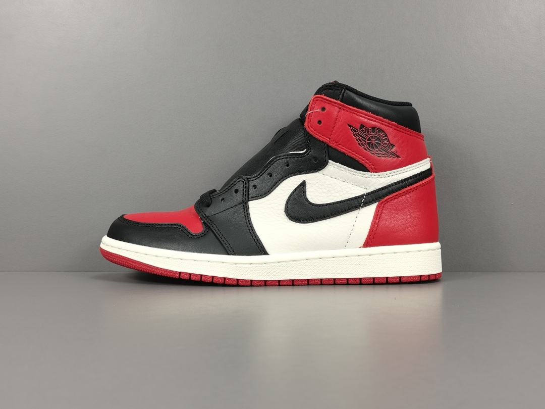 Nike Air Jordan 1 Retro High OG Broad Toe 555088-610